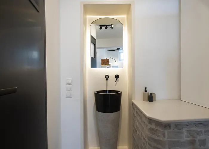 Дом отдыха Silven By Silvernoses, Little Venice,