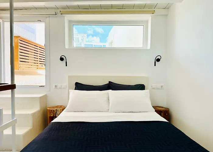 Silven By Silvernoses, Little Venice, *